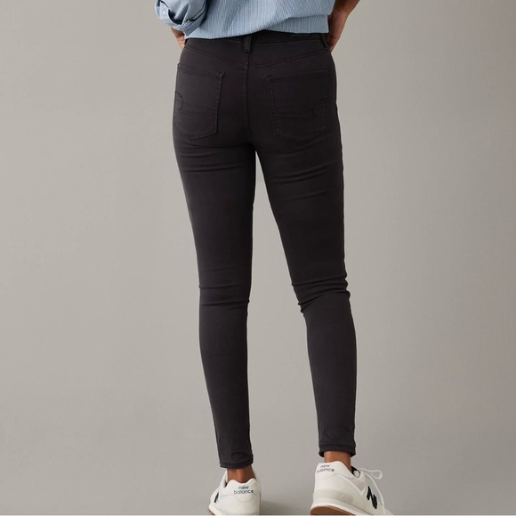 American Eagle Outfitters - Black Jeggings - Super Stretch - Size 4 - Like New - Picture 2 of 11